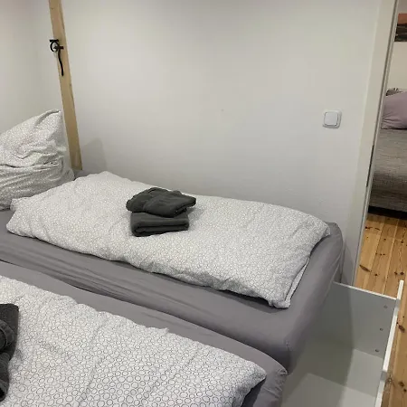 Ferienhutte Zeltplatz Hopfenmuhle Thuringen Fur 4 Personen Stausee Hohenwarte Holiday home Drognitz